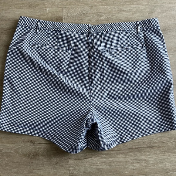 Talbots 7" Blue and White Gingham Relaxed Chino Shorts Plus SZ 22W - Picture 4 of 4